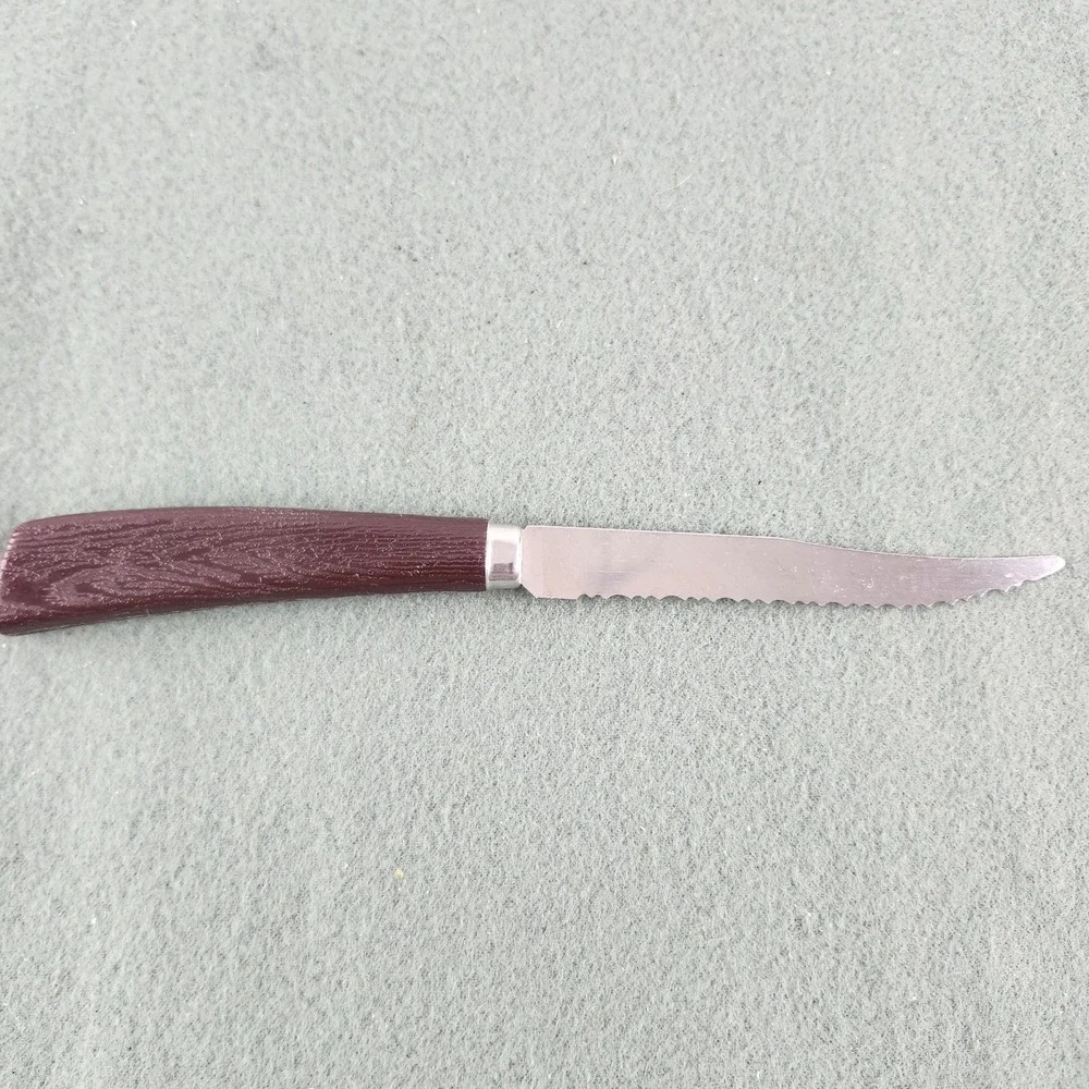Vintage QUIKUT Serrated Steak Knives Plastic Faux Wood 4